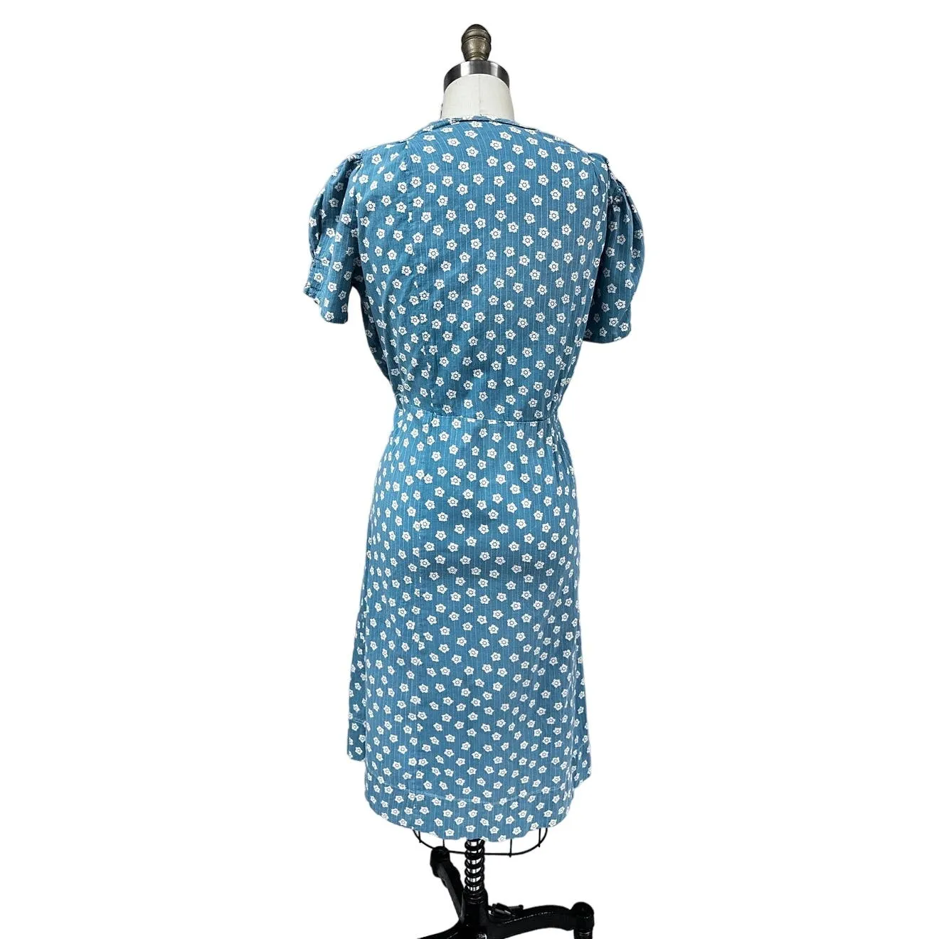 1930s 1940s WW2 VTG Blue Cotton House Dress V Neck White Flowers Sz M