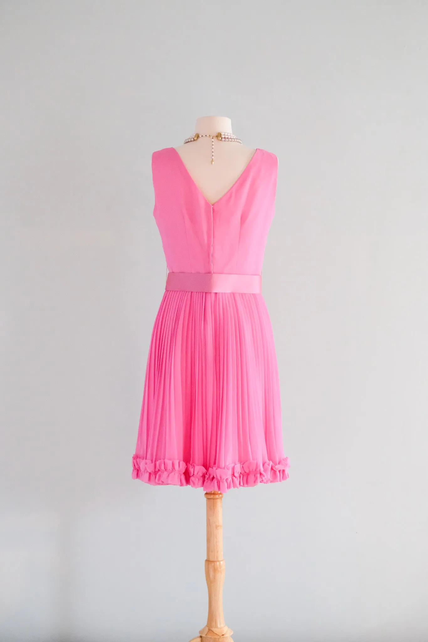 Amazing 1960's Pink Pleated Party Dress With Satin Bow Belt / Sz M