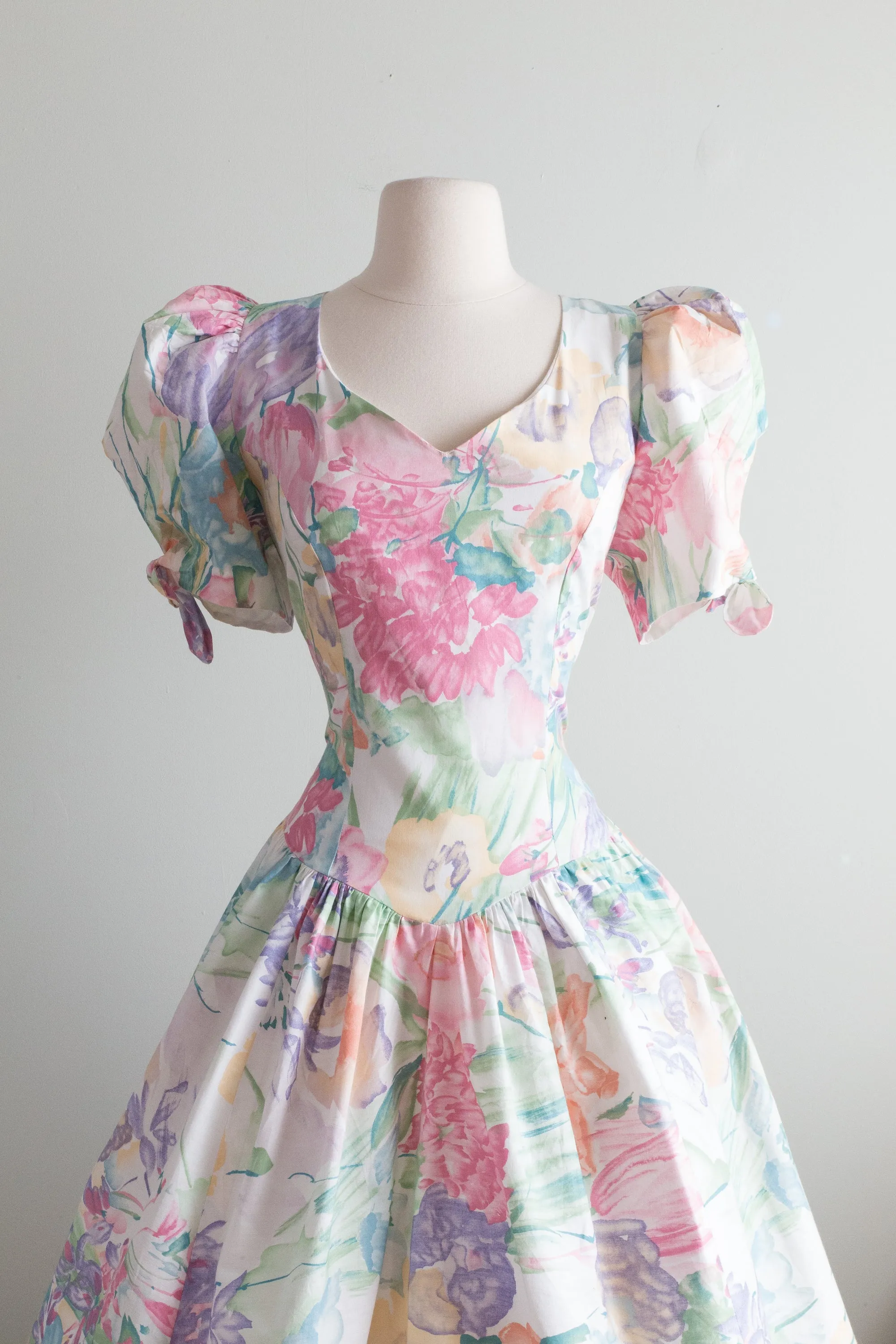 Beautiful 1980's Pastel Cotton Floral Dress With Open Back / Medium