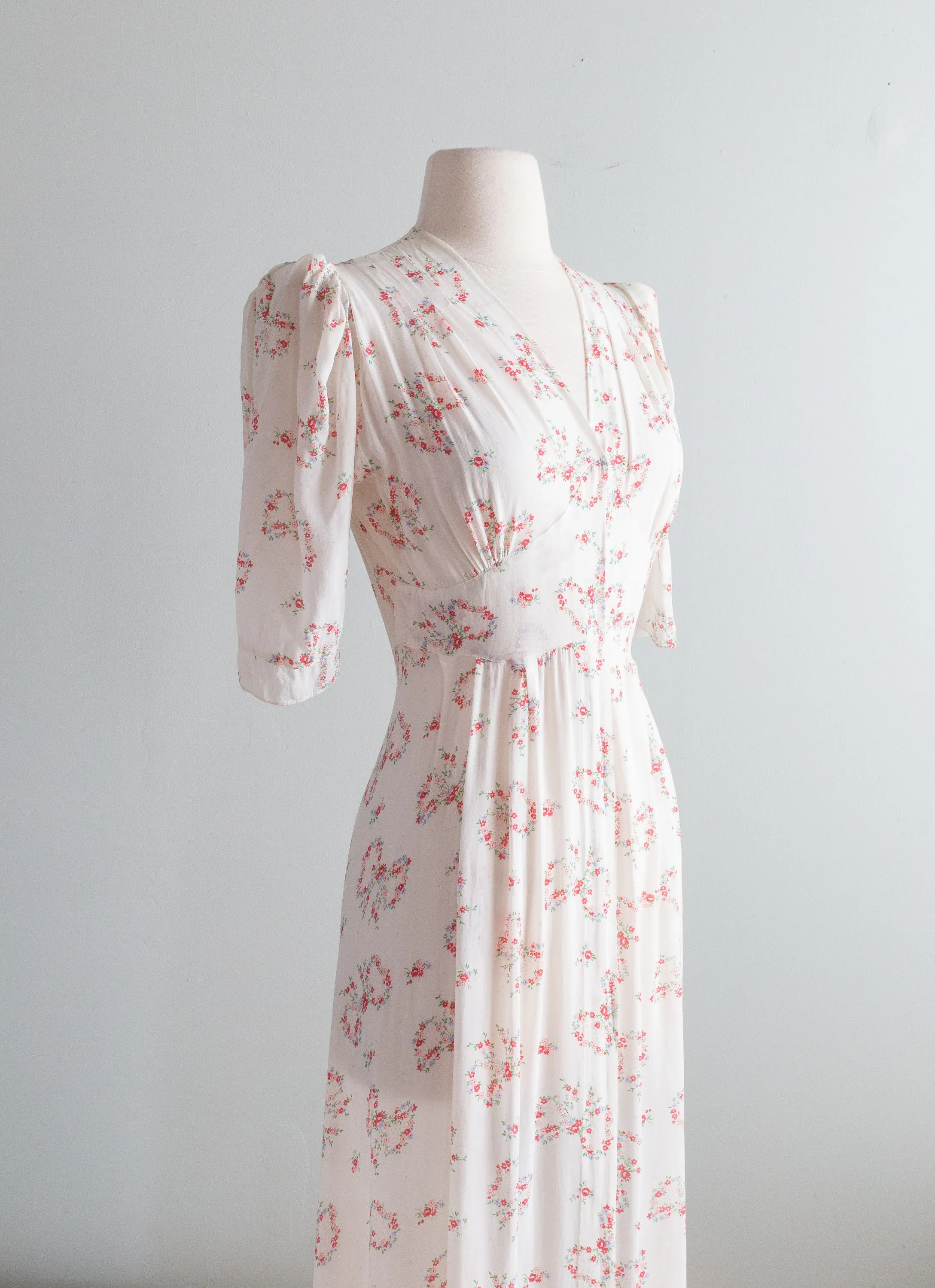 Darling 1930's Dressing Gown By Lady Love / Small