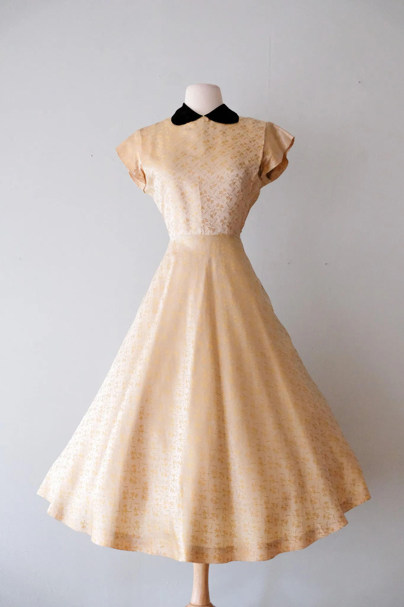 Darling 1950's Black & Gold Brocade Party Dress / Sz S