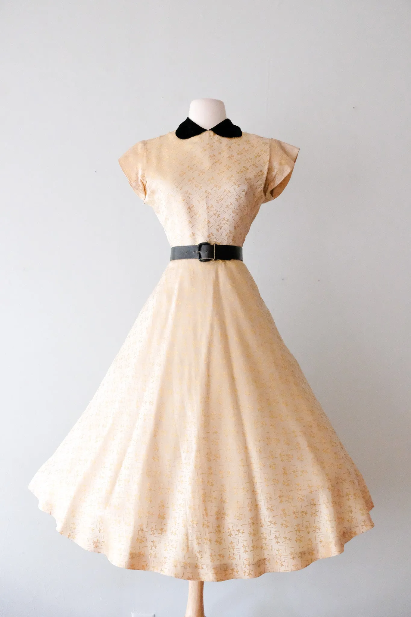 Darling 1950's Black & Gold Brocade Party Dress / Sz S