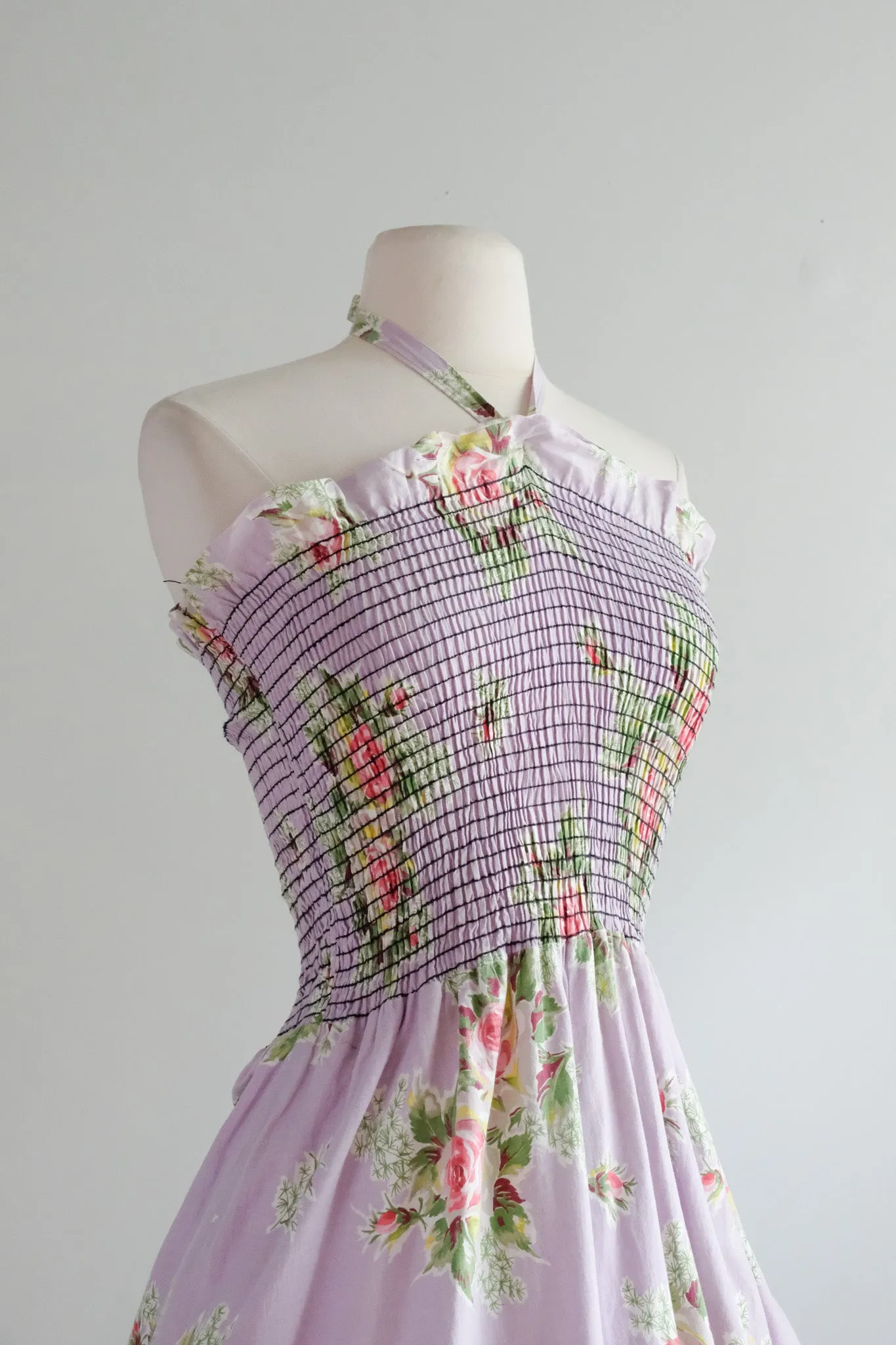 Darling 1950's Shirred Lavender Floral Dress / Sz M