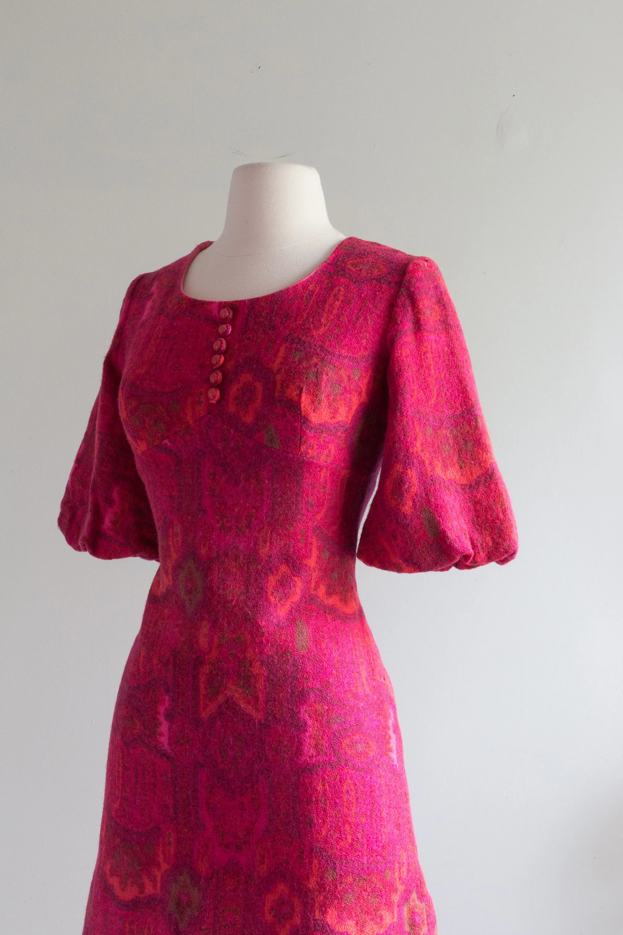 Darling 1960's Psychedelic Micro Mini Dress / Small