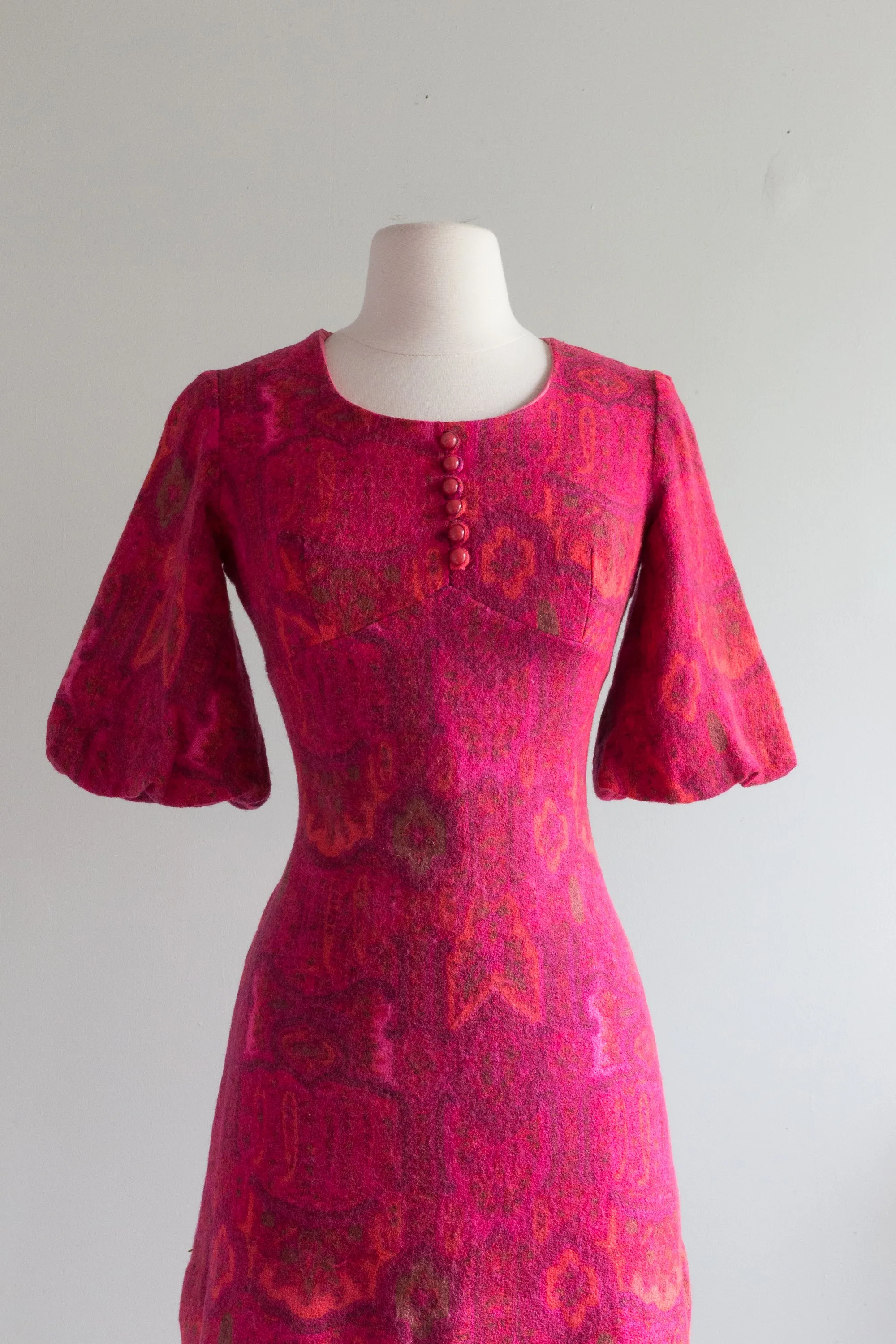 Darling 1960's Psychedelic Micro Mini Dress / Small