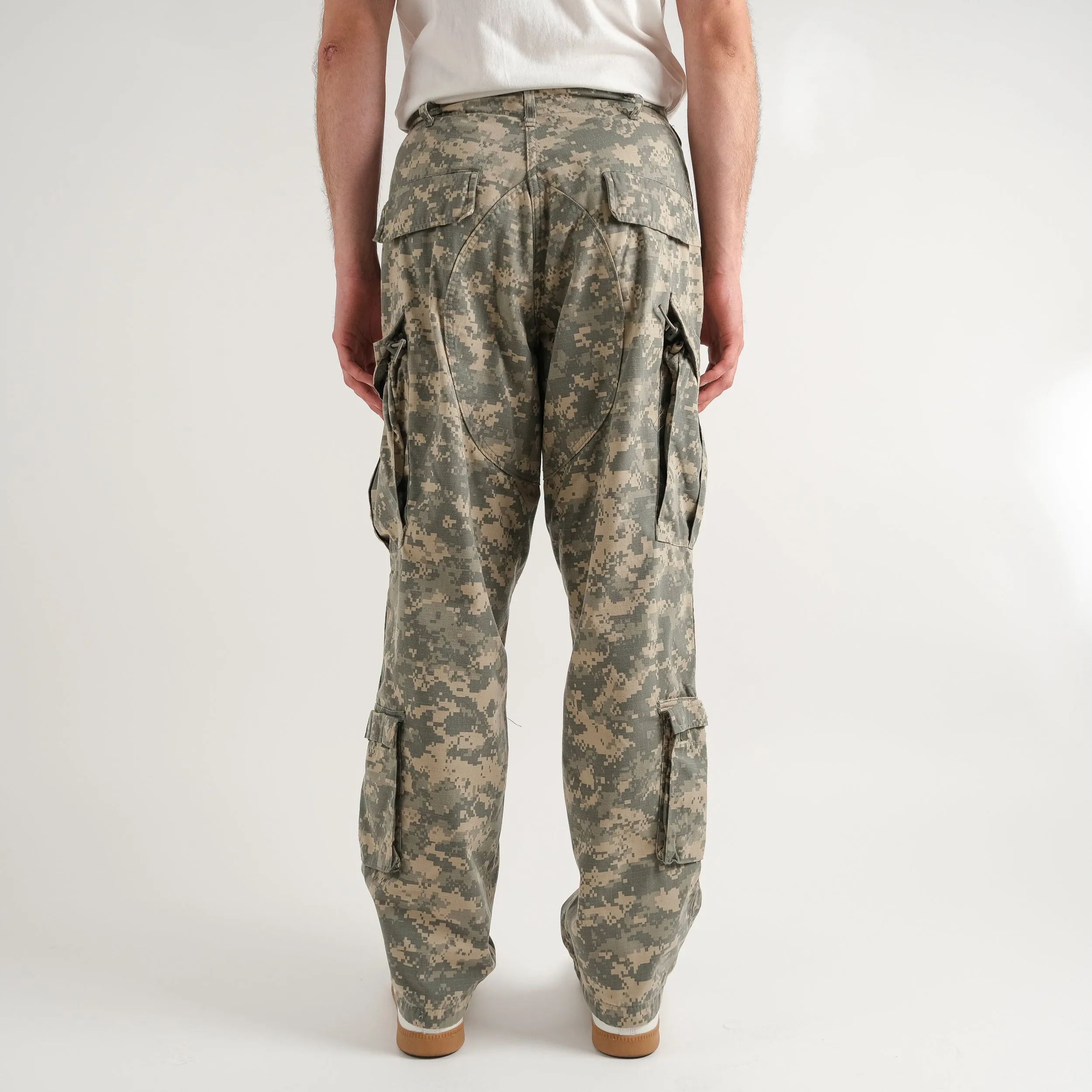 DIGI CAMO CARGO PANTS