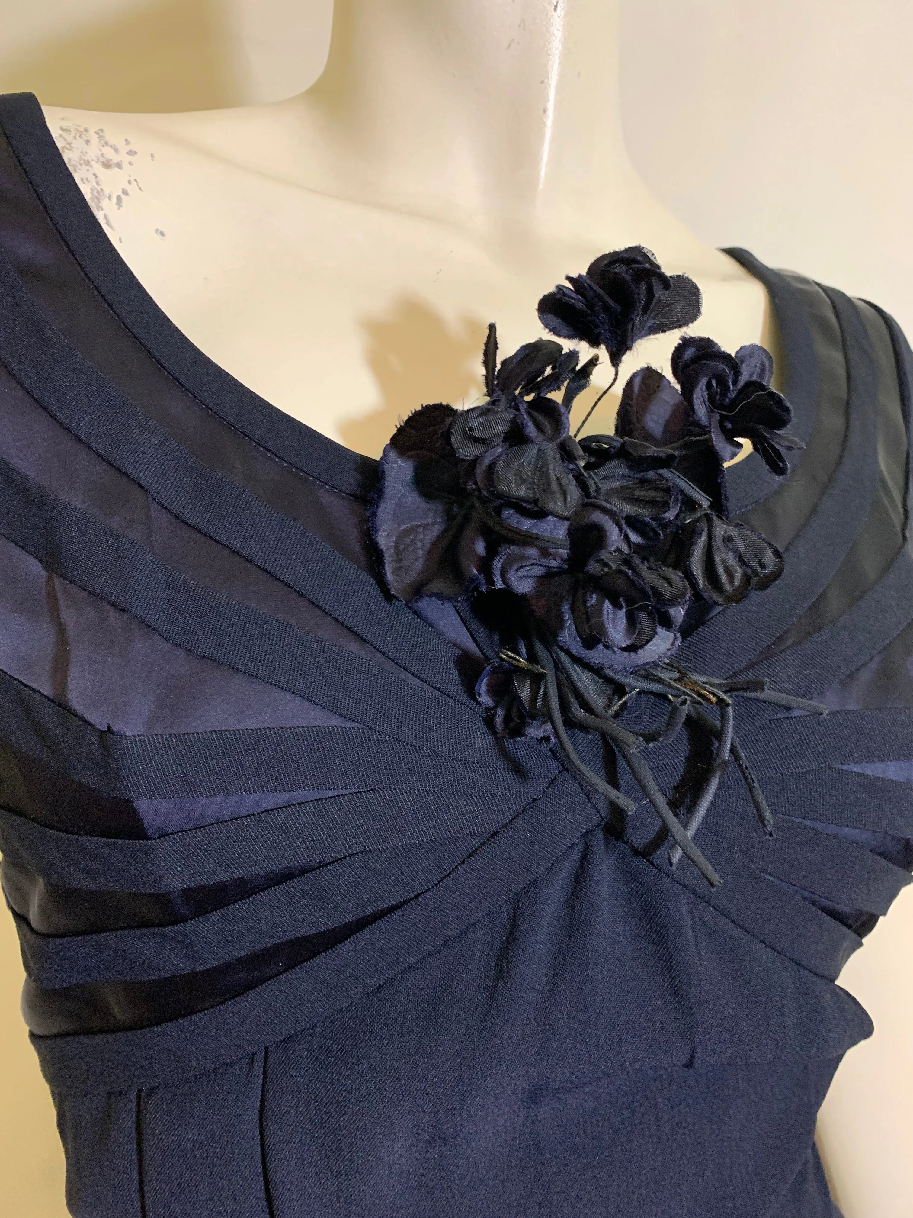 Floral Corsage Trimmed Sunburst Seamed Blue Wiggle circa 1950s