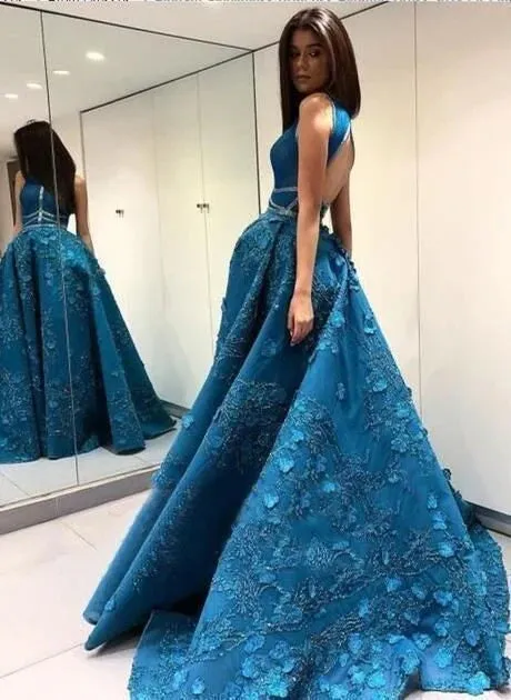 Formal Women's Dresses Vintage Lace Appliques Ball Gown Scoop Long Open Back with Pockets Prom Dresses Prom Dresses Stores