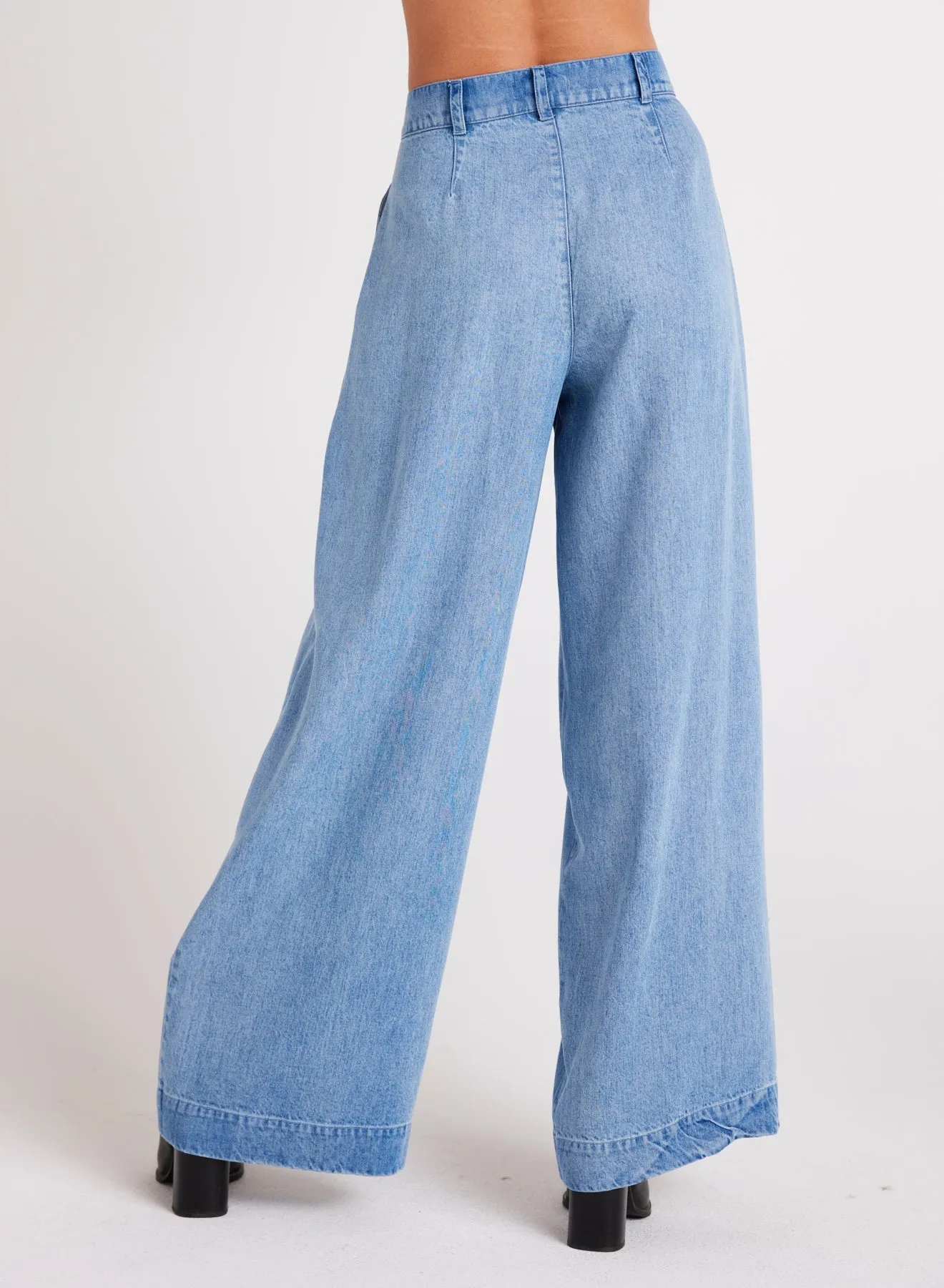 Greta Pleated Wide Leg Trouser - Vintage Horizon Wash