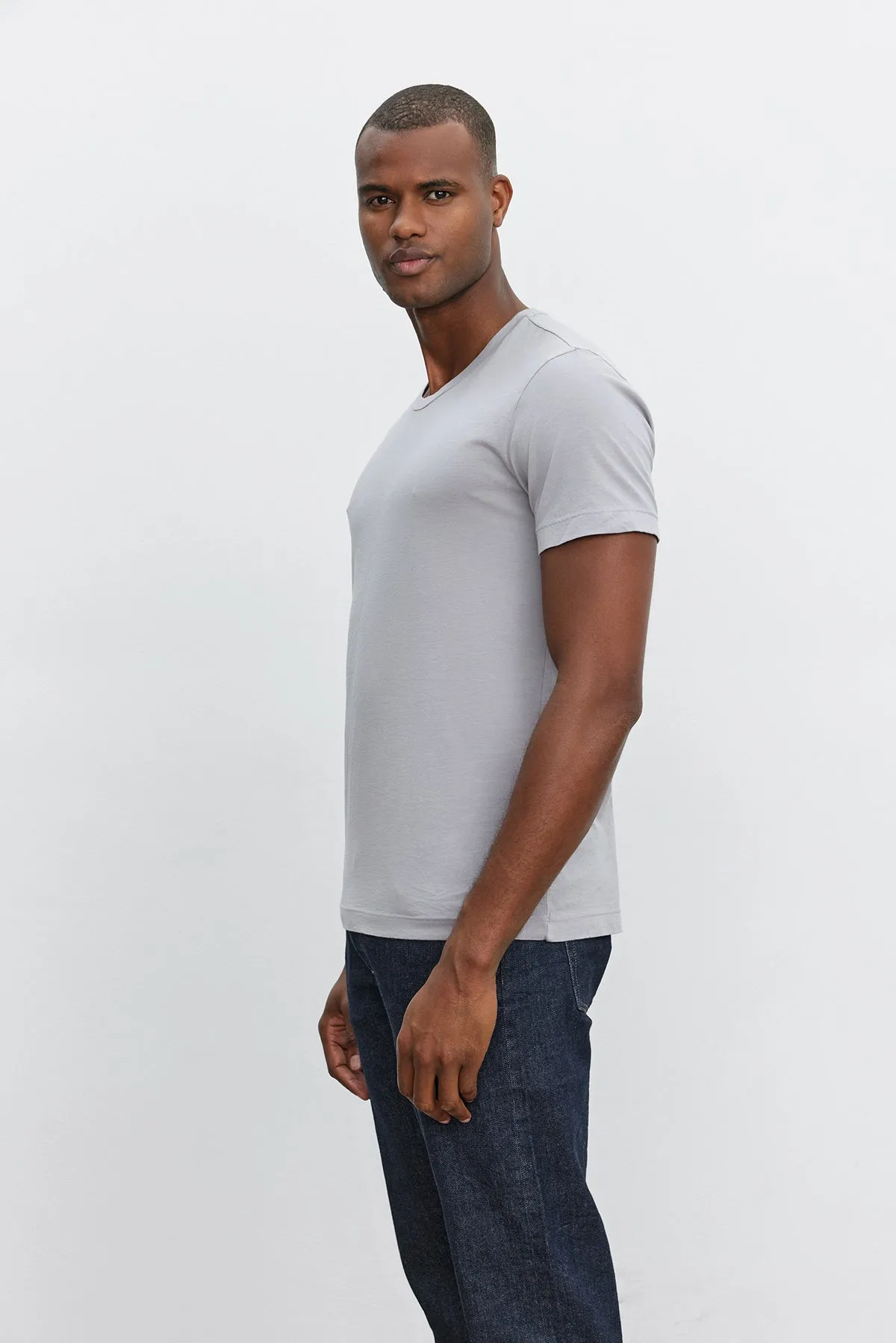HOWARD TEE