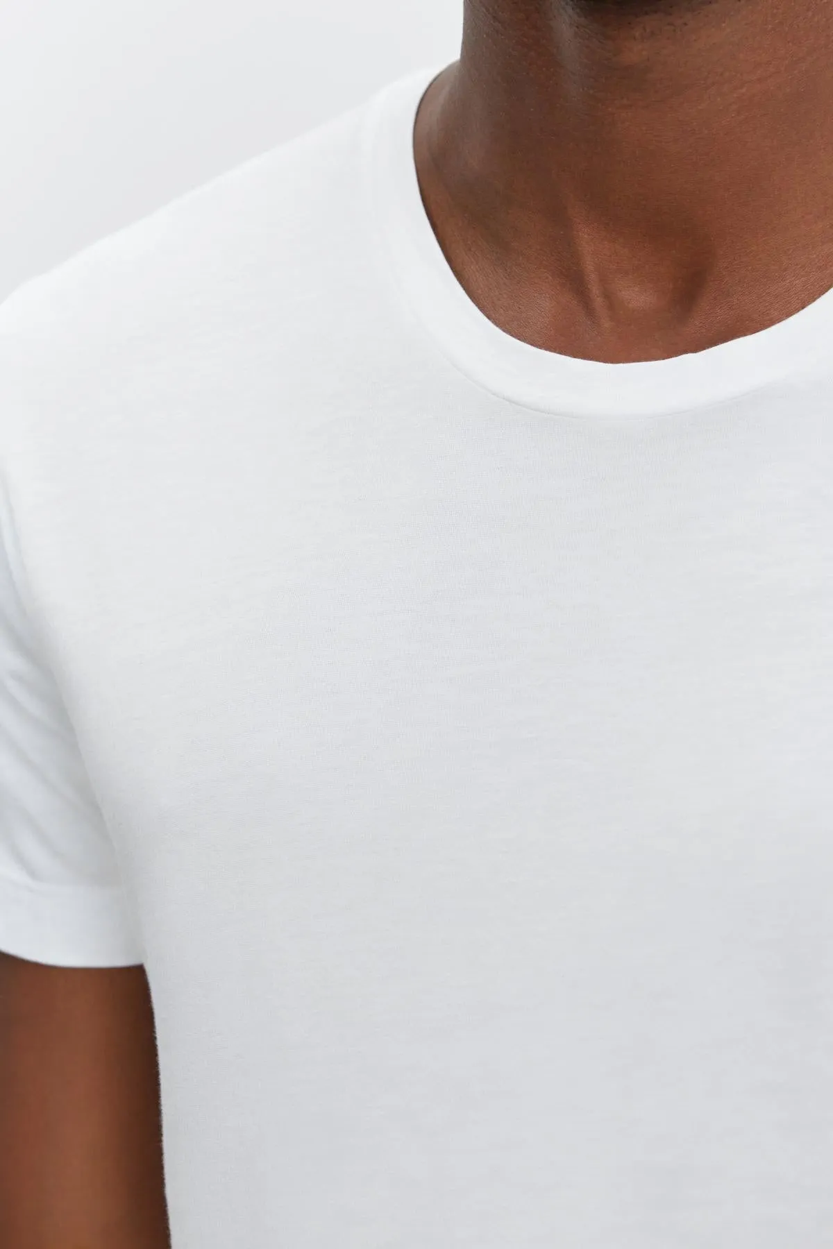 HOWARD TEE