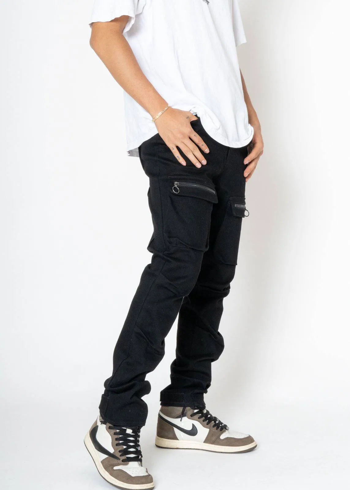 Konus Men's 5 Pocket Slim Pants with Cargo pockets - Black