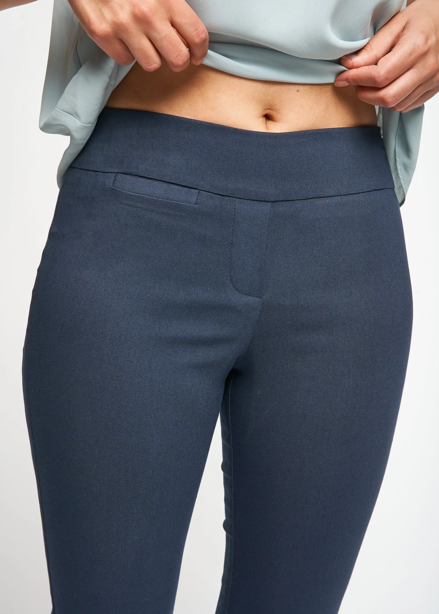 Marlie Slimming Pant - Navy