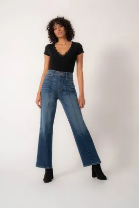 Naomi Pinktuck Kick Flare
