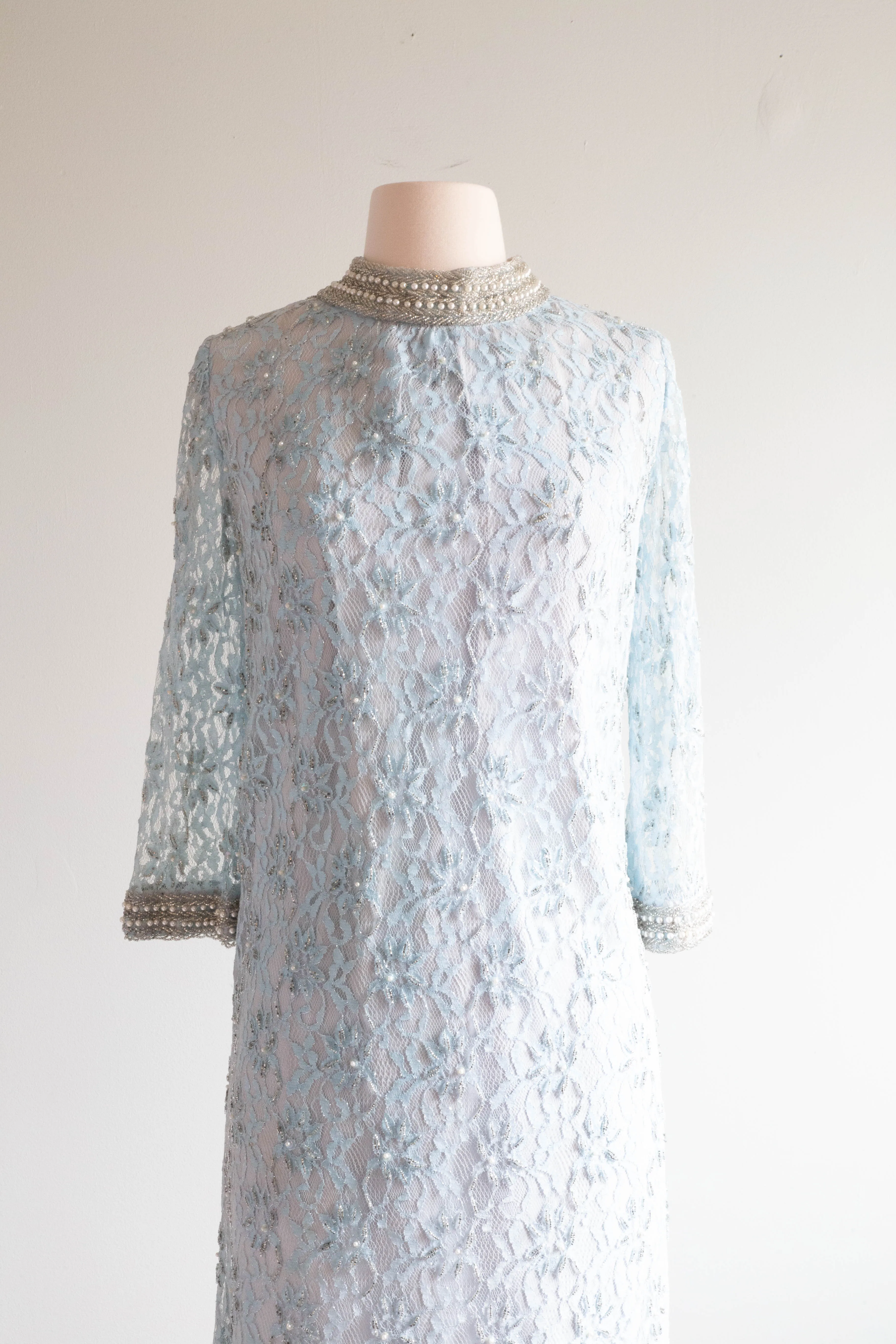 *Something Blue* Elegant 1960's Beaded Lace Mod Shift Dress / M