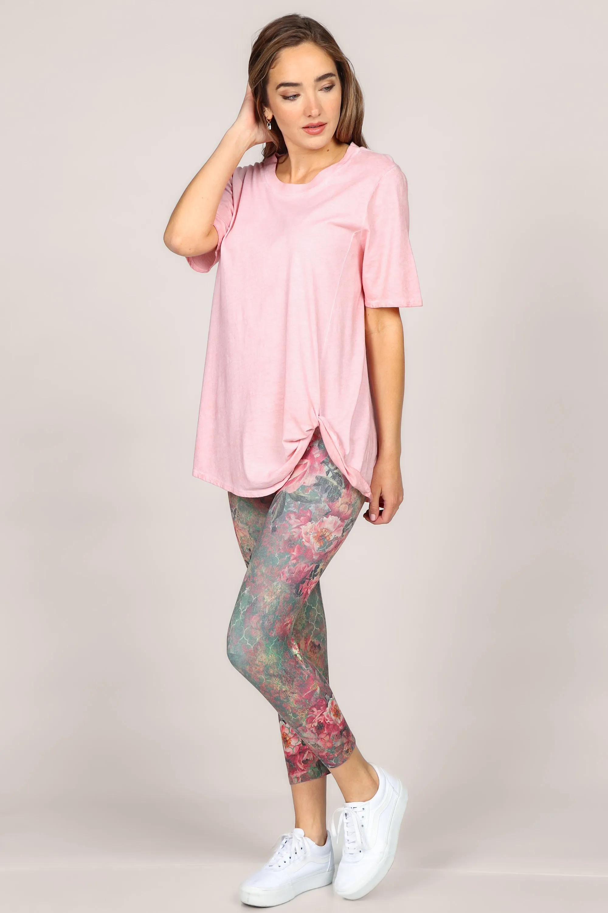 Twisted Knot Tee