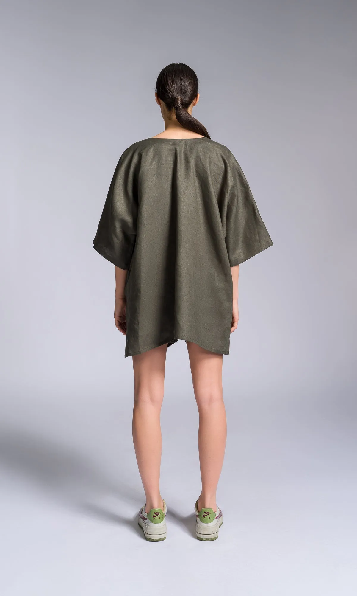 Two-piece Set of Linen Kimono Blouse and Twisted Shorts