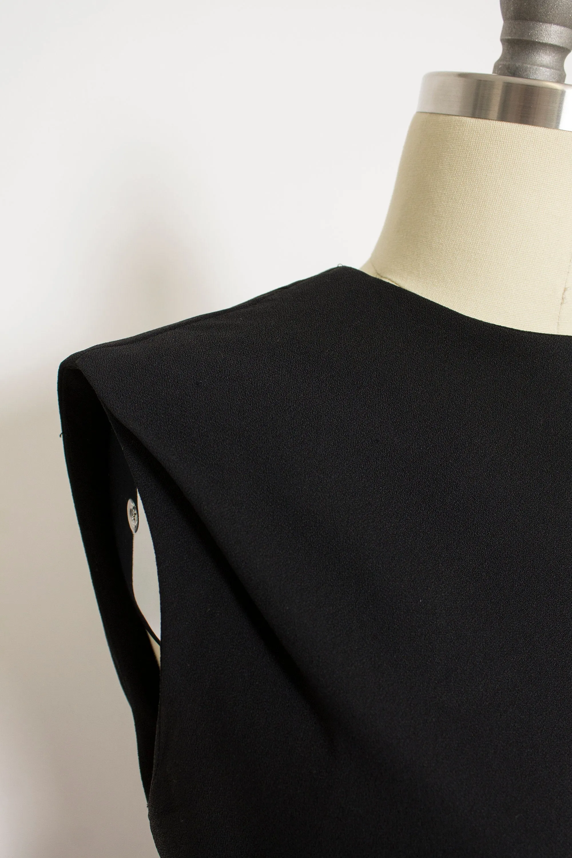 Vintage 1960s Dress Black Crepe Sleeveless Cocktail 60s Small S