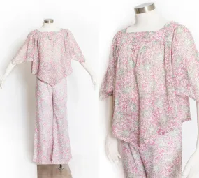 Vintage 1970s Ensemble Cotton Floral Pink Green Pants Boho Blouse Set Small
