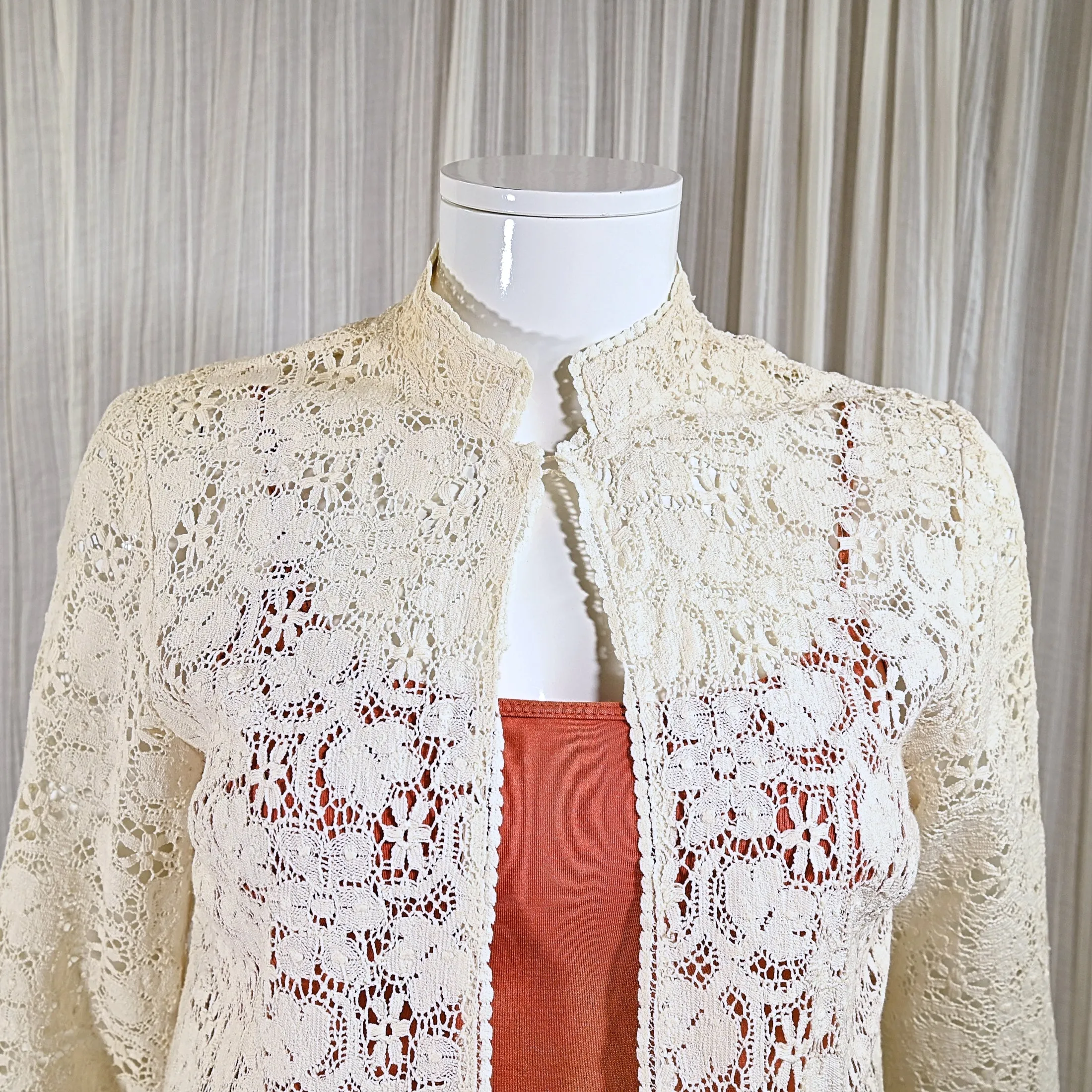 Vintage 60s Cream Lace Top, Grandmillenial Hippie Lace Blouse S