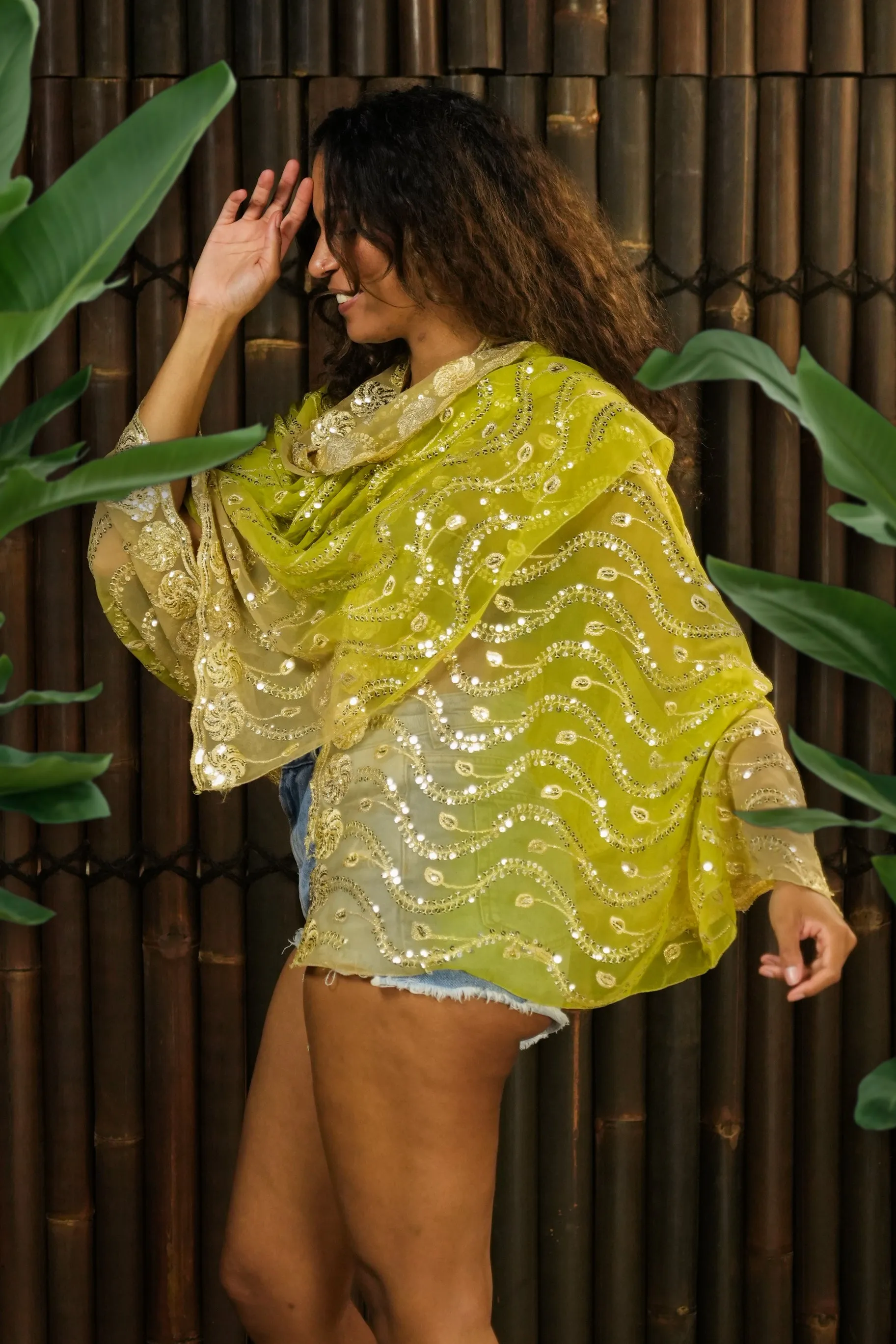 Vintage Bollywood scarf ‘Dupatta’ - with imperfection